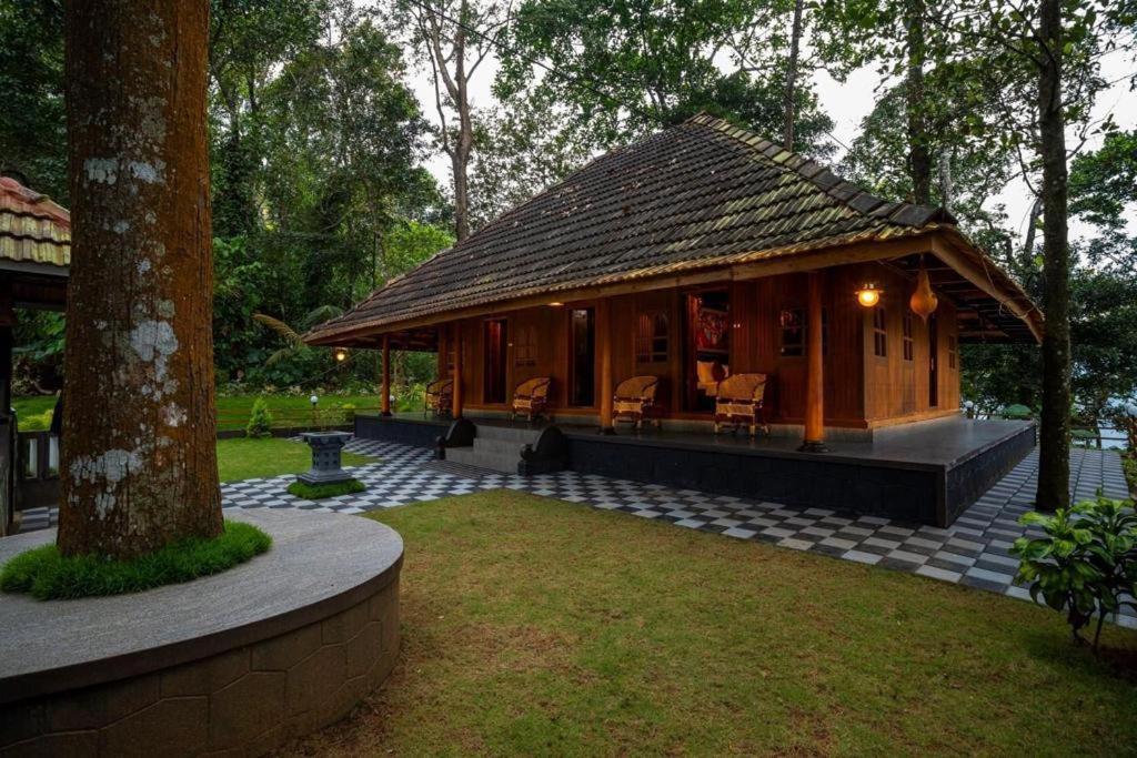 Traditional Kerala Villa Munnar Bagian luar foto