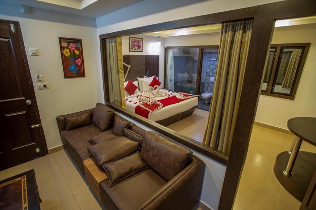 Traditional Kerala Villa Munnar Bagian luar foto