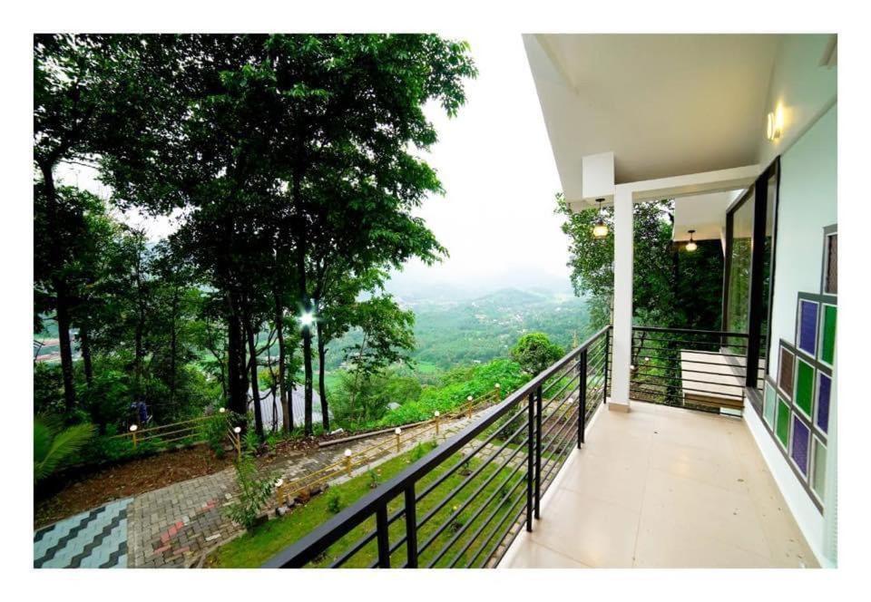 Traditional Kerala Villa Munnar Bagian luar foto